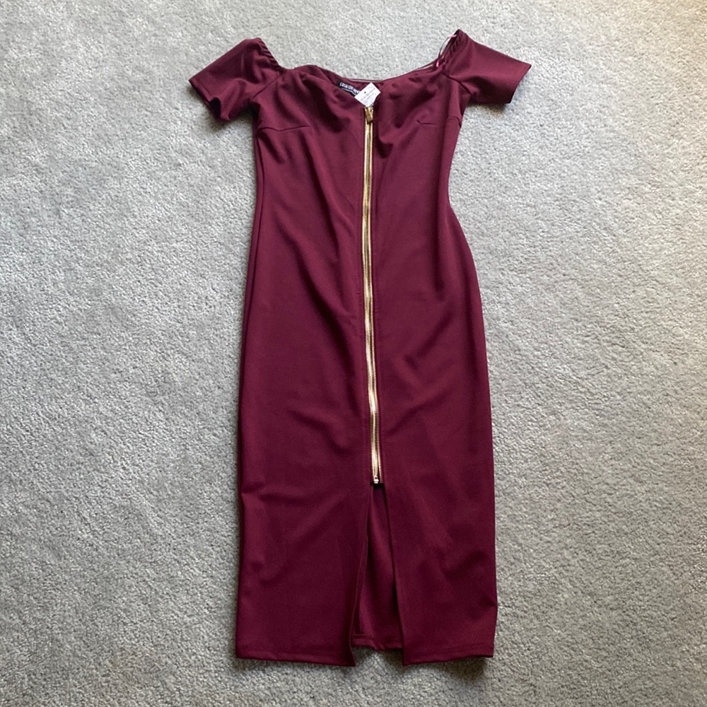 Off the shoulder bodycon dress